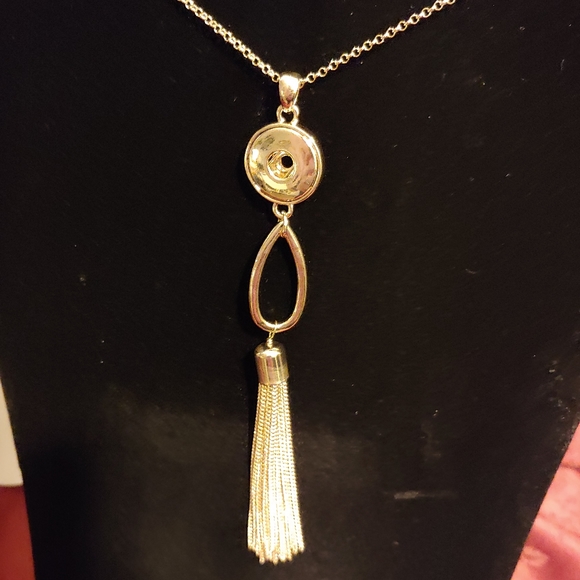 Magnolia And Vine YG Tilda Necklace fits 18mm snap - Picture 3 of 4